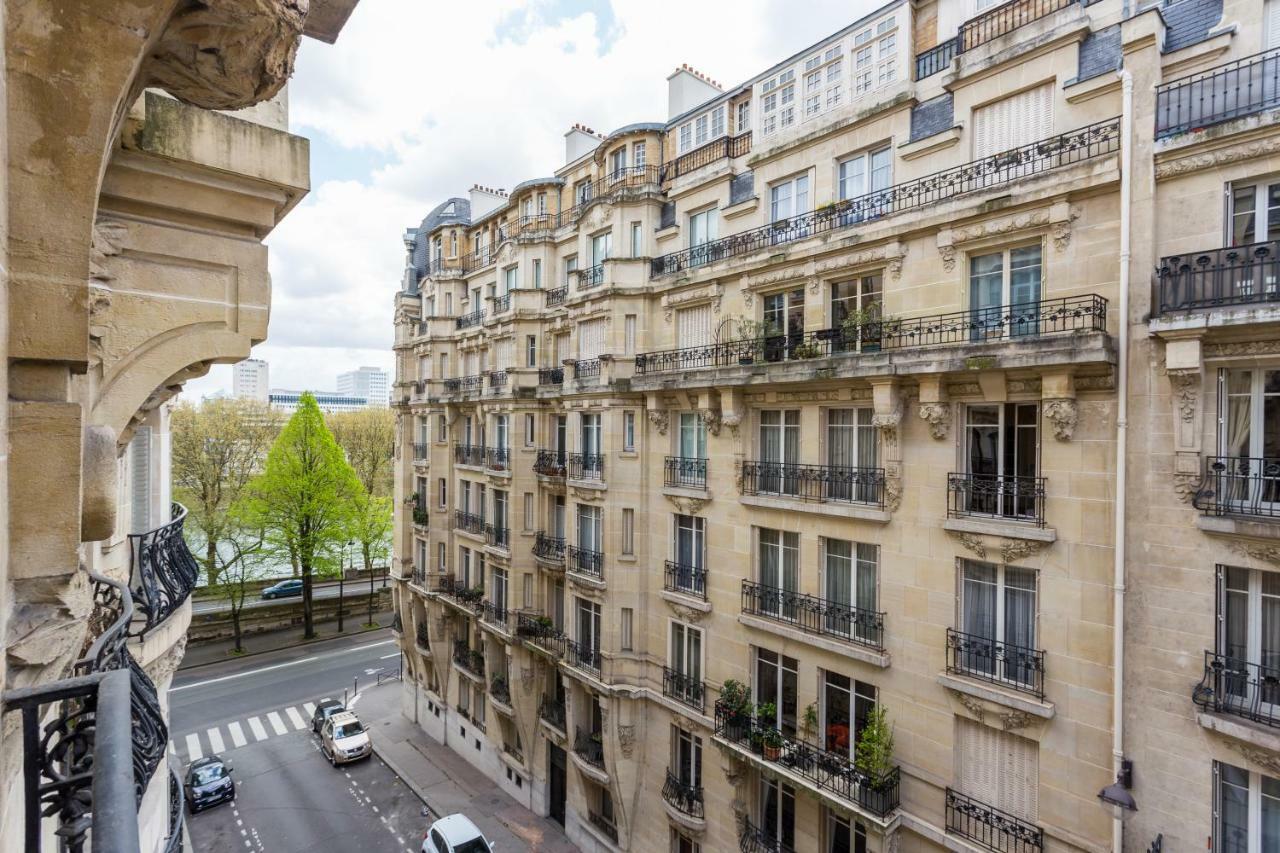 CMG - Suite Premium Tour Eiffel - 21 Paris Exterior foto